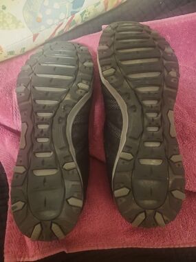 Skechers Women's Black Athletic Shoes - Rugged Tread